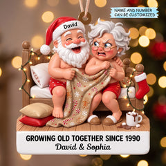 Personalized Santa Couple Christmas Mica Ornament QTCUZ GFTOMA14807